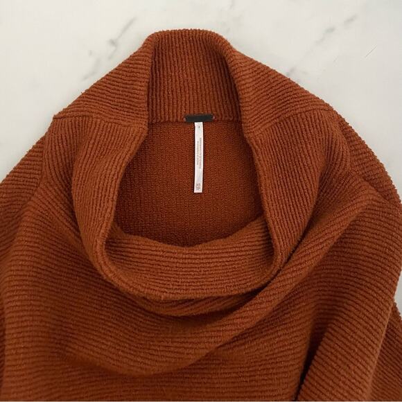 Free People Ottoman Slouchy Tunic in Siena Sz XS oversized knit pullover tan Y2K - Picture 9 of 9